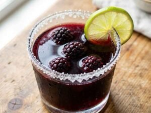 Blackberry Margarita Recipe: Easy 5-Minute Fruity Twist