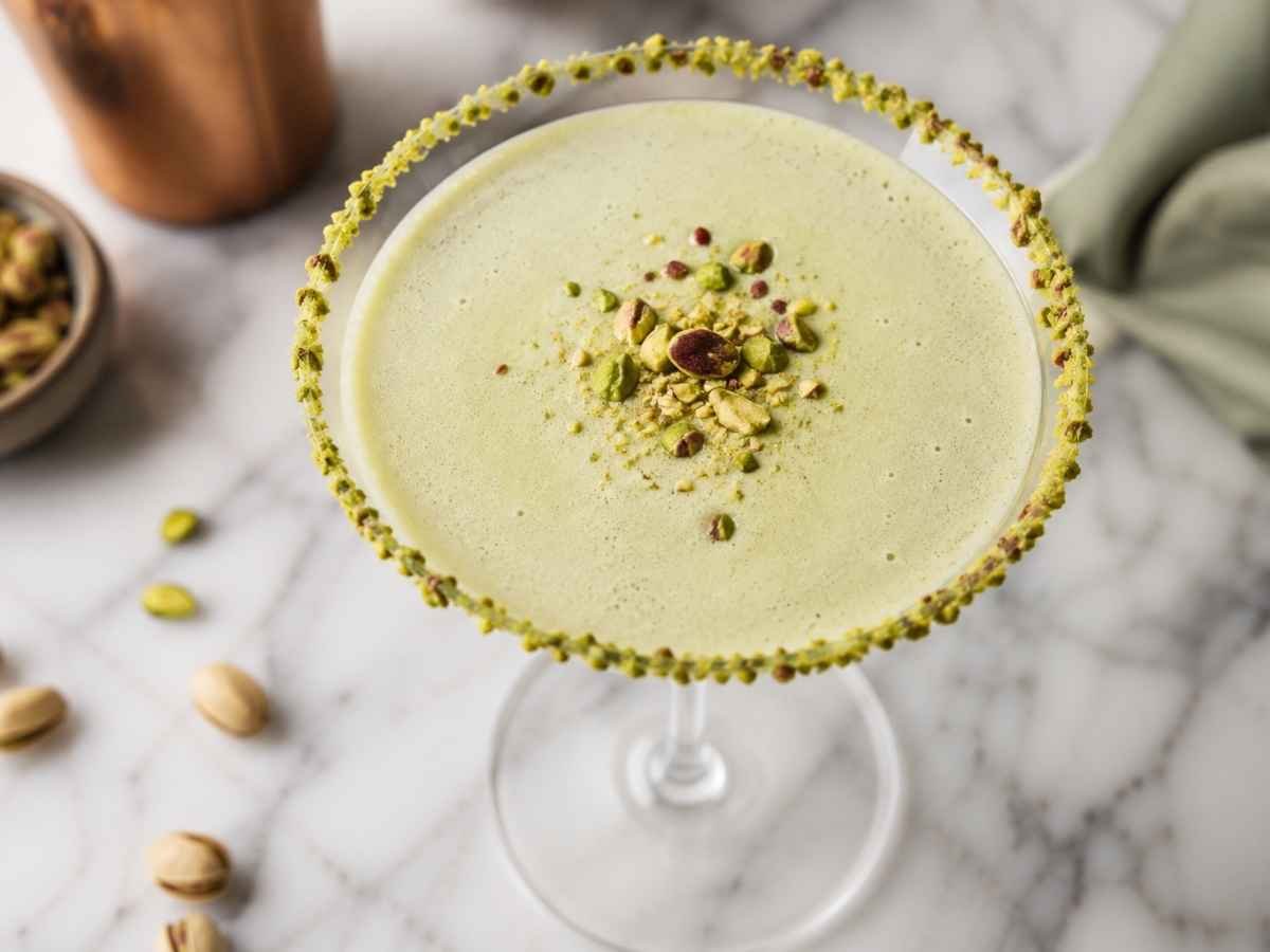 Pistachio Martini Recipe 5-Min You'll Crave